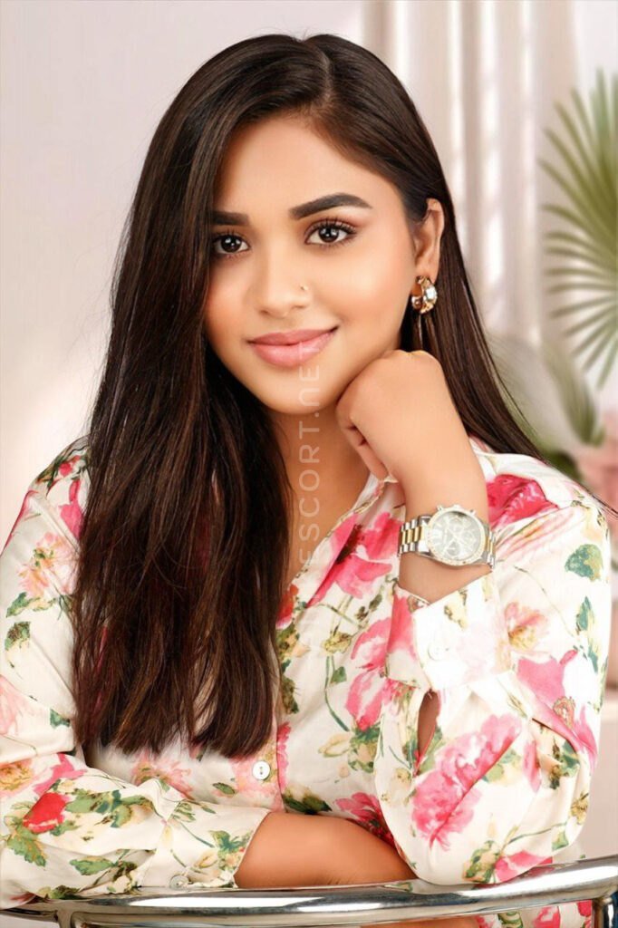 Portfolio photo 2 of Aarushi Bhatt